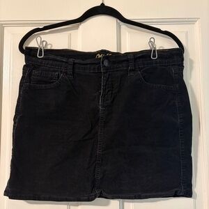 Vintage Old Navy Black Corduroy Mini Skirt Size 6 Regular